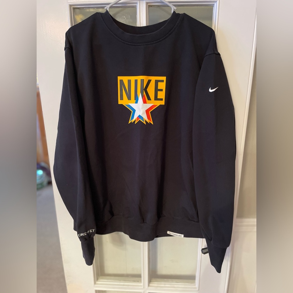 Nike Black Crewneck Sweatshirt with Multicolor Star Logo